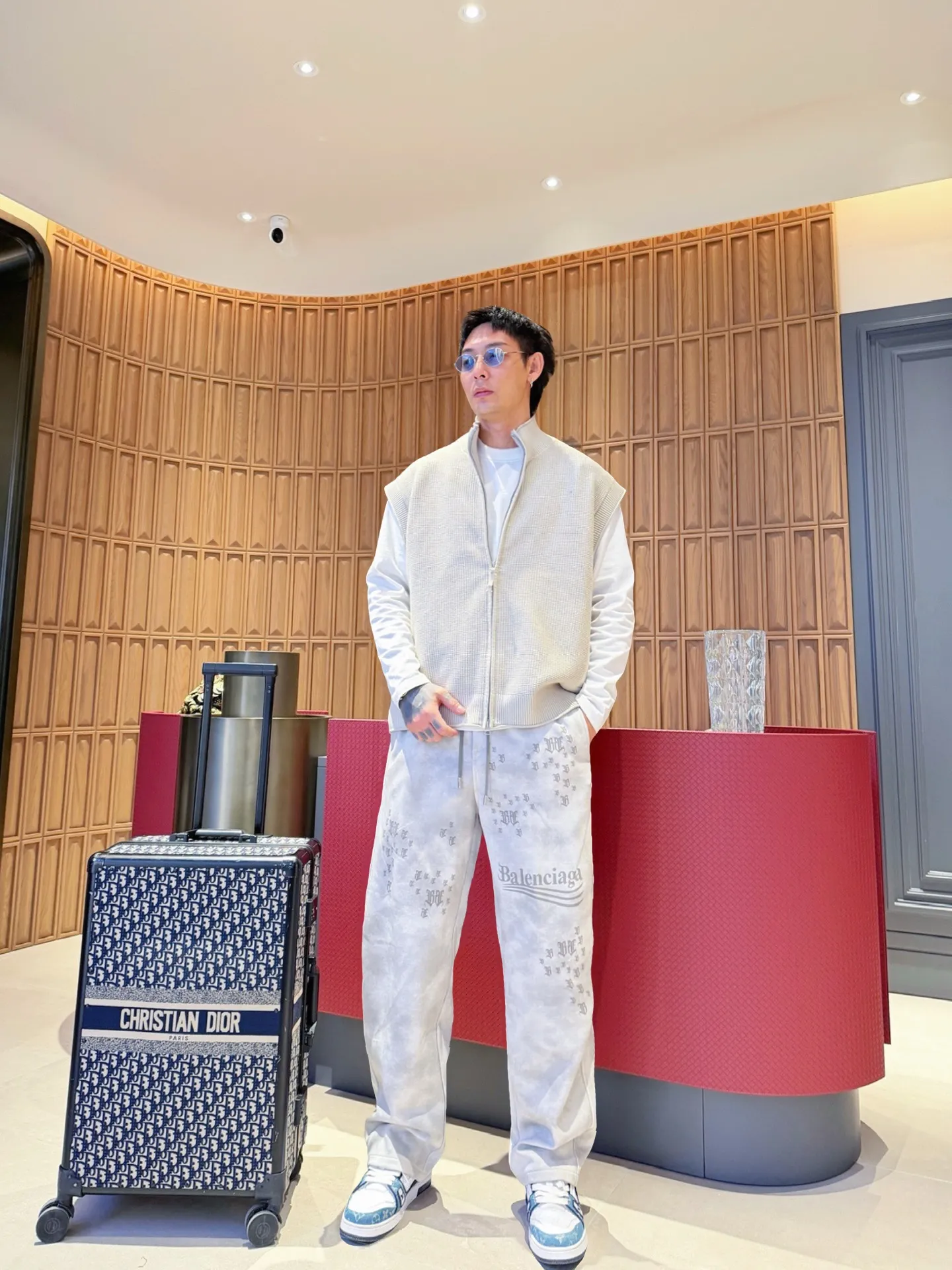 Balenciaga 🆕2026 Autumn and Winter New Arrival trousers and casual pants🎁 are on sale simultaneously on the official website. Brand Classic LOGO casual pants, customized fabrics, excellent comfort and strong touch. Highly recognisable, perfect appearance and craftsmanship. Size:M-3XL
